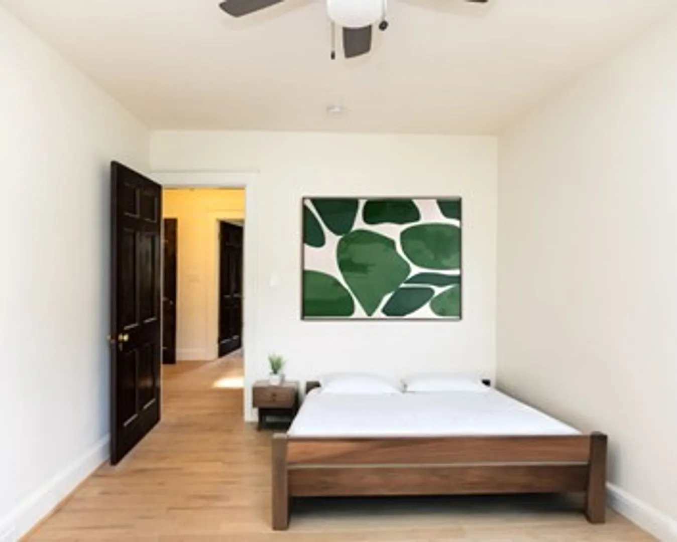 2027/2028 Off Campus 6bd/2.5ba Charles Village Home w/ CAC, Updated throughout! Available 6/23/27 — Photo 3