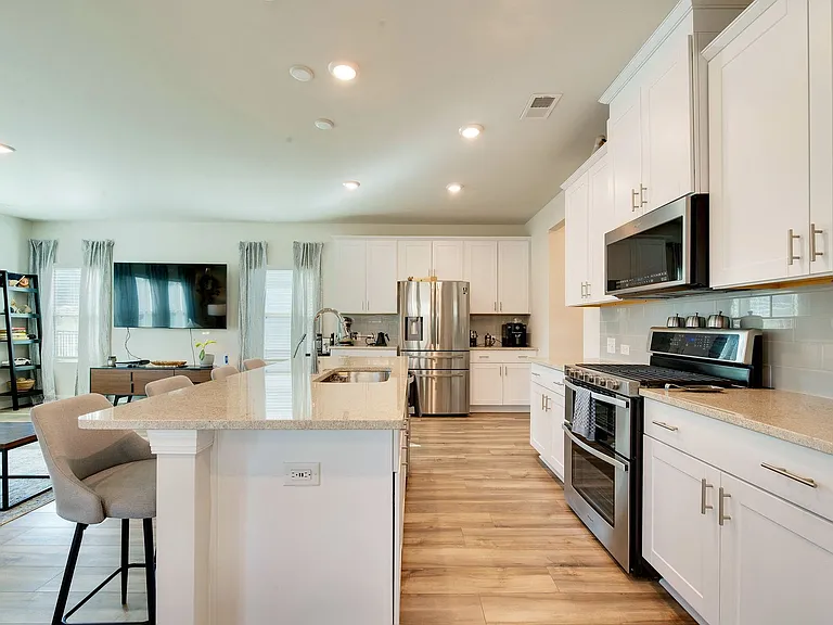 4009 Woodland View Dr — Photo 13