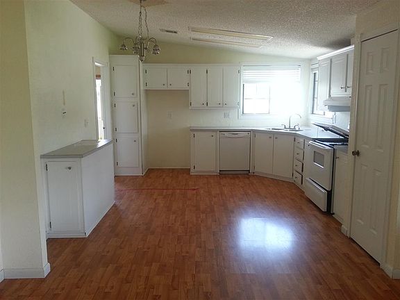 5th image of 1931 SE 29th St