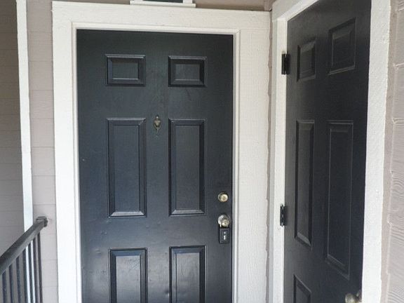 3rd image of 10000 Gate Pkwy N APT 1226
