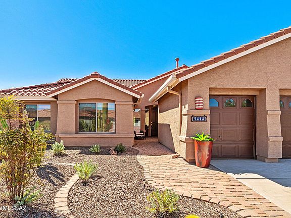 4th image of 2414 E Bonita Canyon Dr