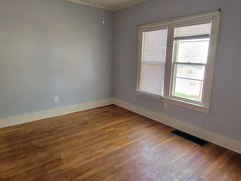 1166 Hall St SE #1 — Photo 11
