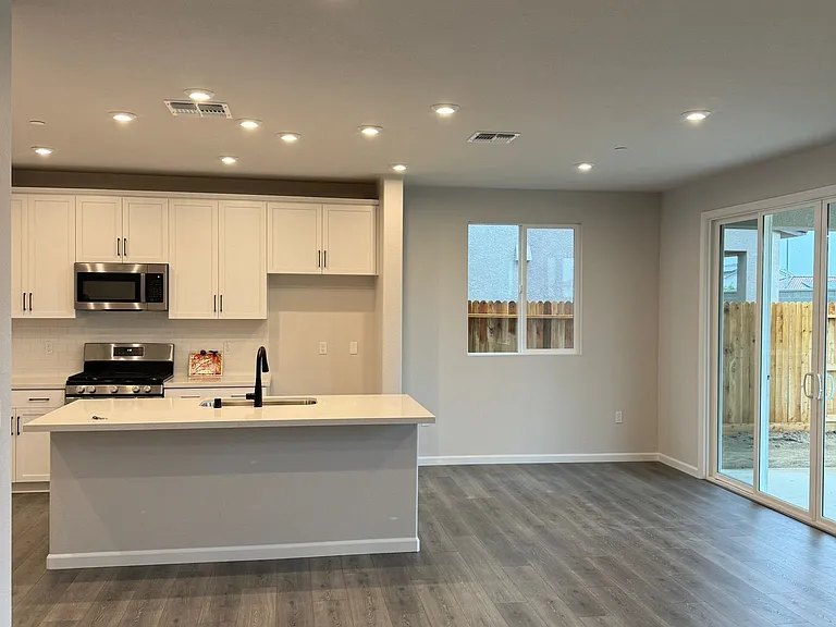 2088 Anders Pl — Photo 3
