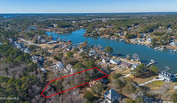 4th image of 512 Chadwick Shores Drive LOT 7