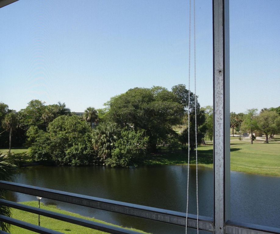 3507 Oaks Way #307, photo 4