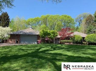 3018 S 101st St, Omaha, NE 68124