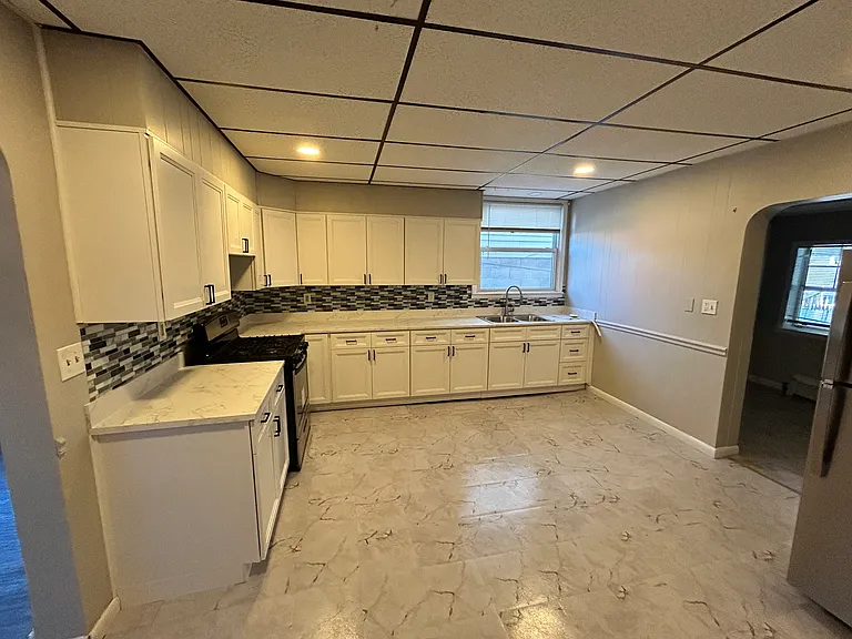 728 E Morton St — Photo 7