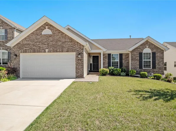 4788 Cypress Pointe Dr, Imperial, MO 63052
