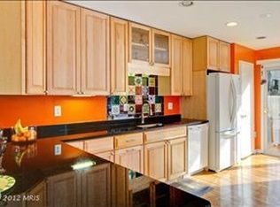 11640 Mediterranean Ct, Reston, VA 20190