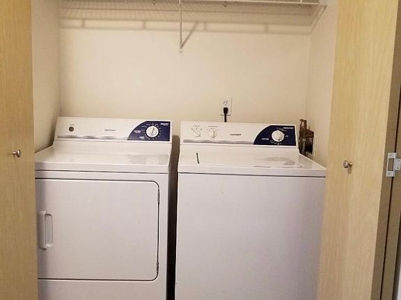 3rd image of 1005 SE 136th Ave #2