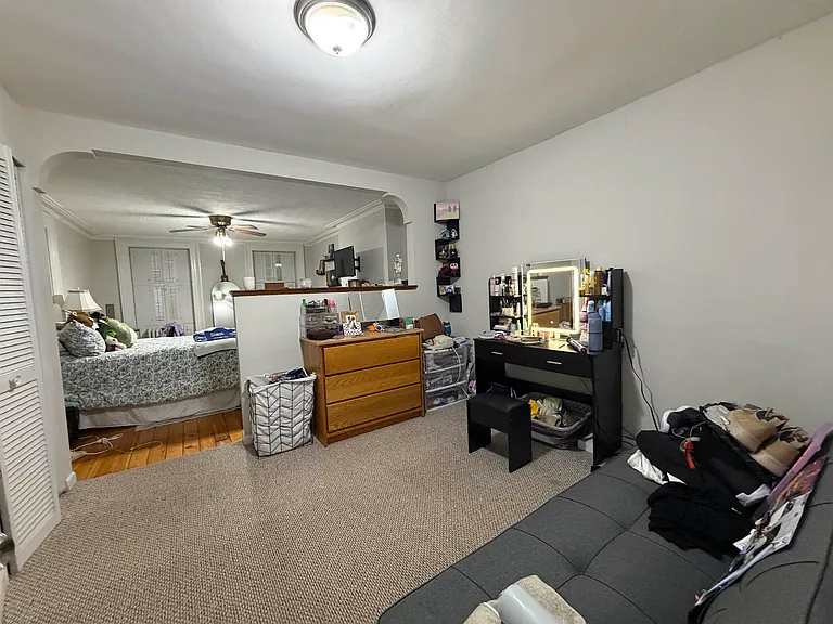 710 Hudson St #1 — Photo 4