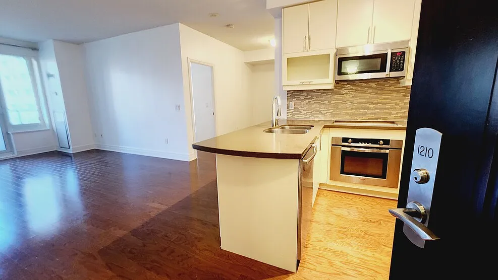 1 bed, 715 sqft, $2,800 — Photo 4