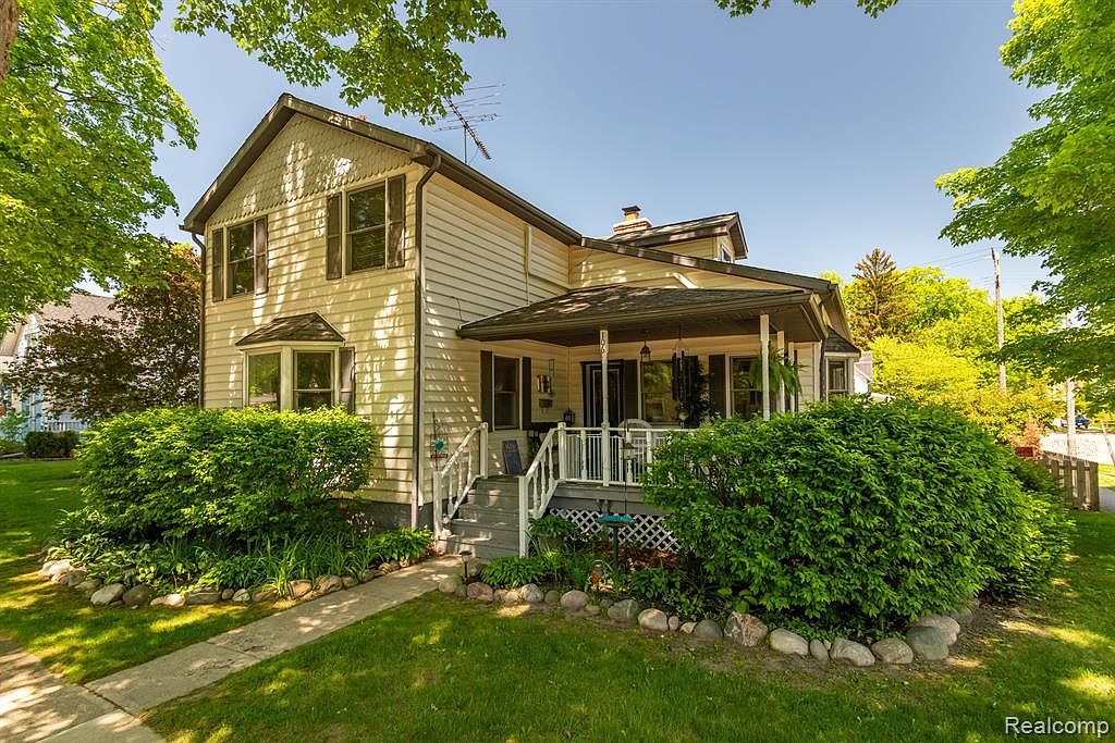 106 Law St, Lapeer, MI 48446 MLS 20230047761 Zillow