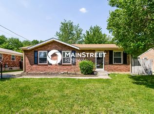 6705 Yuma Way, Louisville, KY 40258