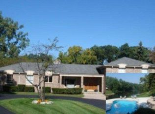 980 Sandhurst Rd, Bloomfield Hills, MI 48302