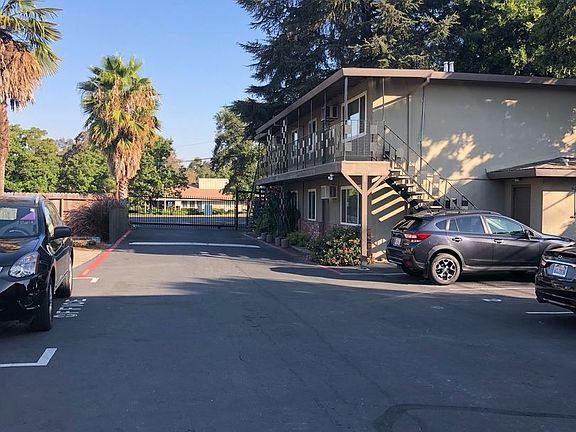 5th image of 3546 Auburn Blvd APT 4