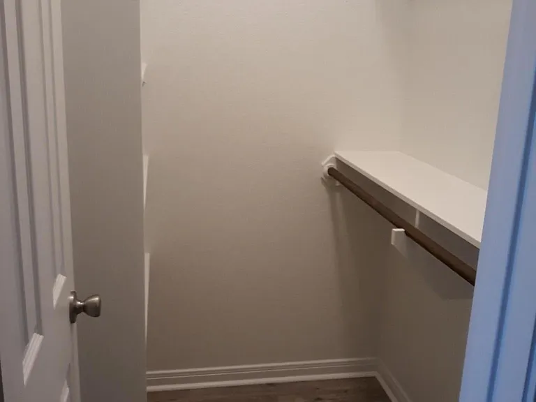 1092 Dunlap Dr — Photo 5