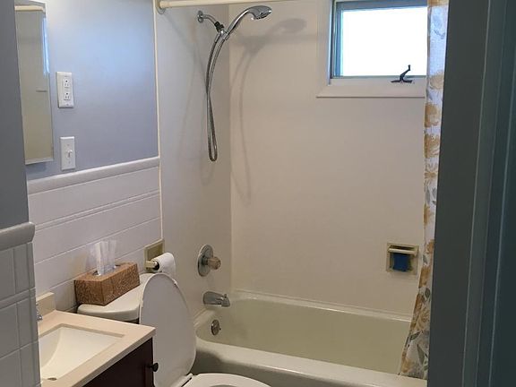 4th image of 78 Rossler Ave