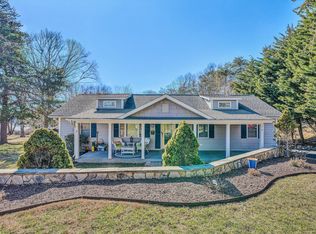 76 Overlook Cir, Moneta, VA 24121