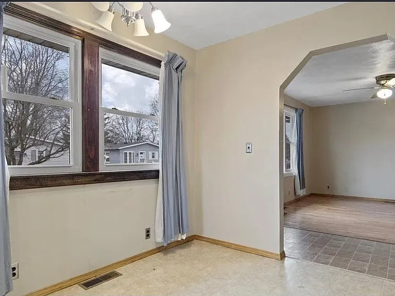 3033 Shadowfax Dr — Photo 15
