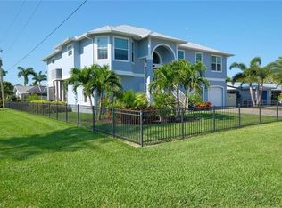 8180 Lagoon Rd, Fort Myers Beach, FL 33931