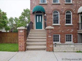 5418 Sunset Dr, Cheyenne, WY 82009