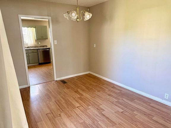 3rd image of 3408 E 15th Ave