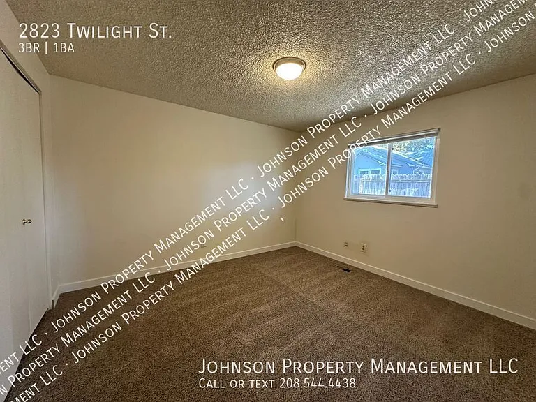2823 Twilight St — Photo 6