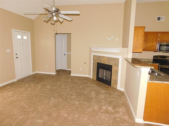 5th image of 3850 Conrail Cir