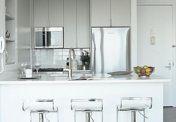 3rd image of 188 Ludlow St #21A
