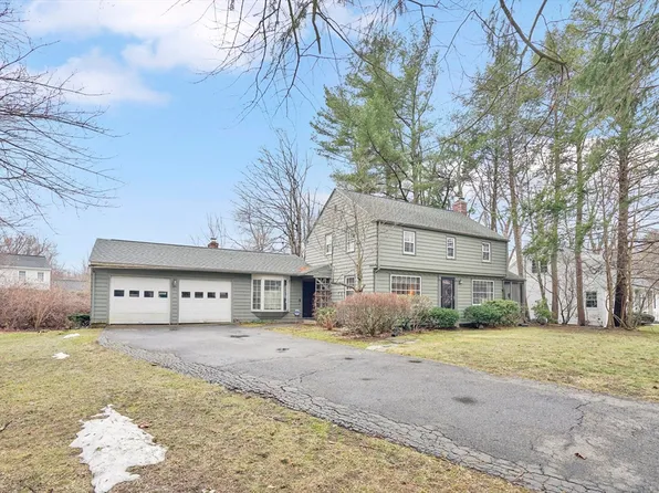141 Longfellow Dr, Longmeadow, MA 01106