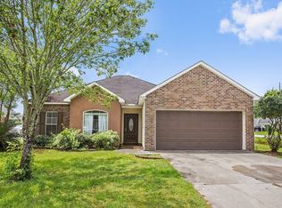 1427 W Amber Ave, Gonzales, LA 70737