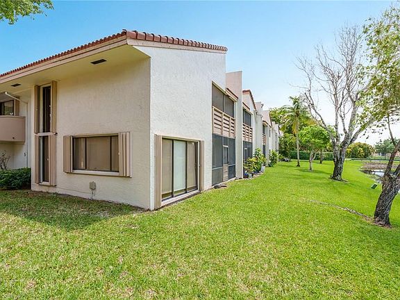 5th image of 1692 Cypress Pointe Drive #1692