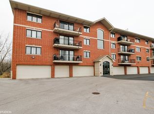 6870 W Winding Trl UNIT 103, Oak Forest, IL