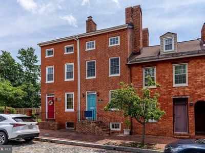 667 Stirling St, Baltimore, MD, 21202