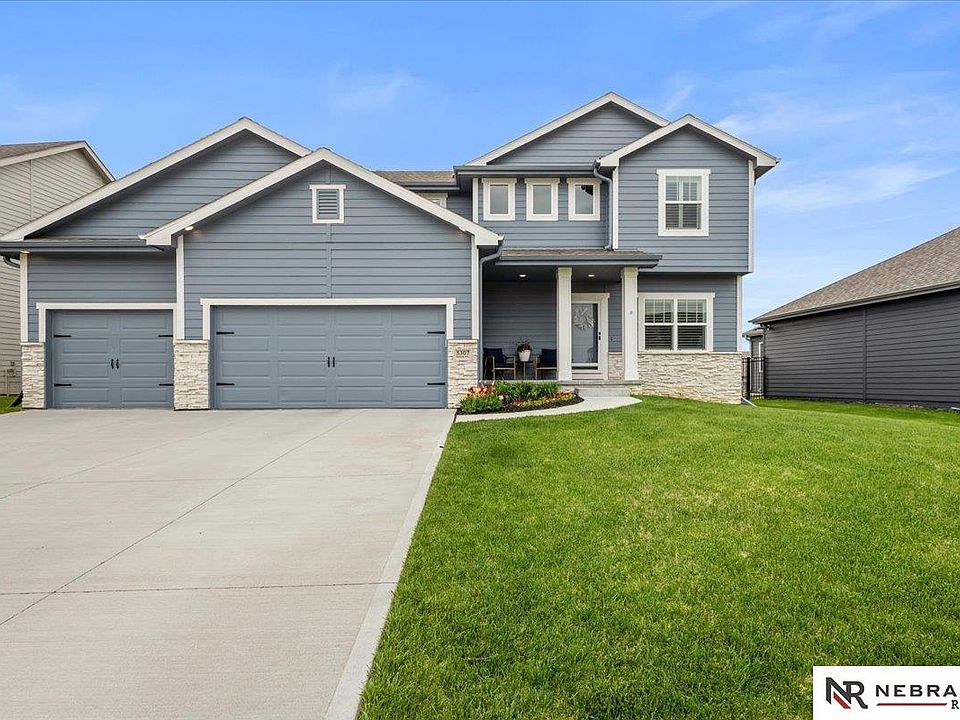 1st image of 5307 Helwig Ave