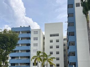 5050 NW 7th St APT 305, Miami, FL 33126