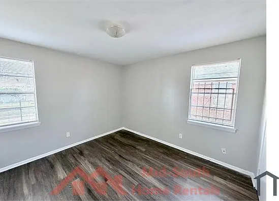 1353 Fairfax St — Photo 7