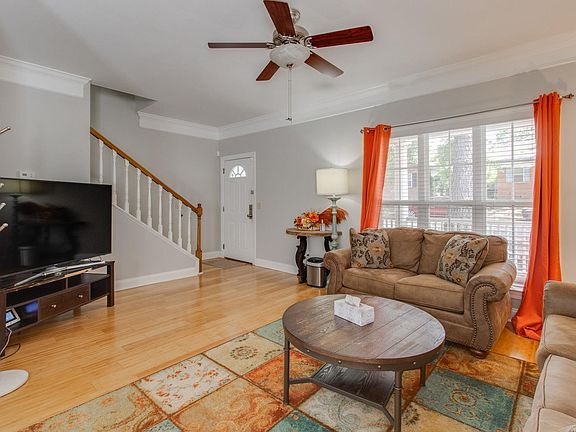 4th image of 1029 Maxcy St