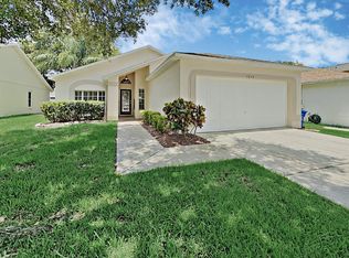 1215 Sweet Gum Dr, Brandon, FL 33511