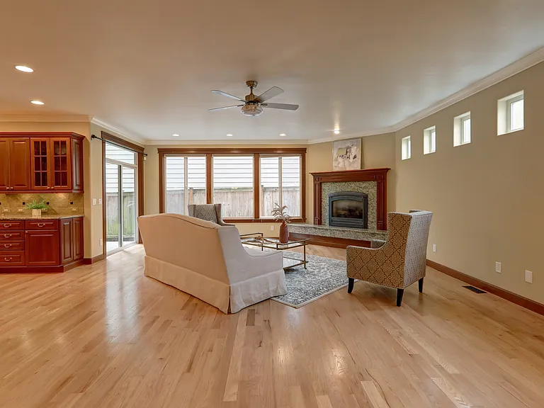 16308 Simonds Rd NE — Photo 5