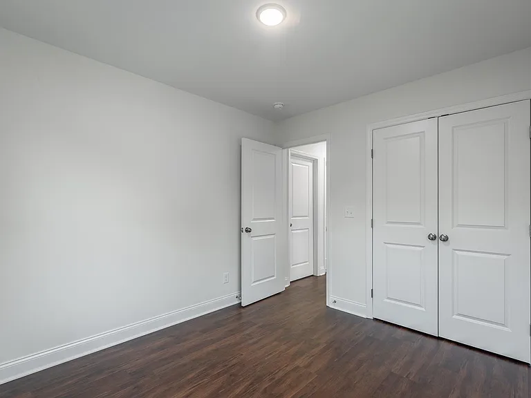 1 5563 Stream Ln #1 — Photo 34