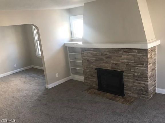 2nd image of 13905 Lyric Ave