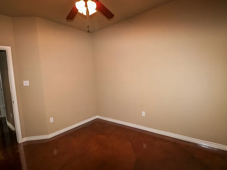 3004 Silver Saddle Dr — Photo 16