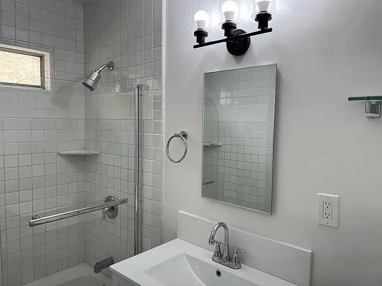 4463 Mentone St #5 — Photo 22