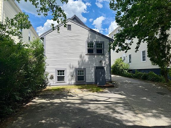 3rd image of 10 Samoset St