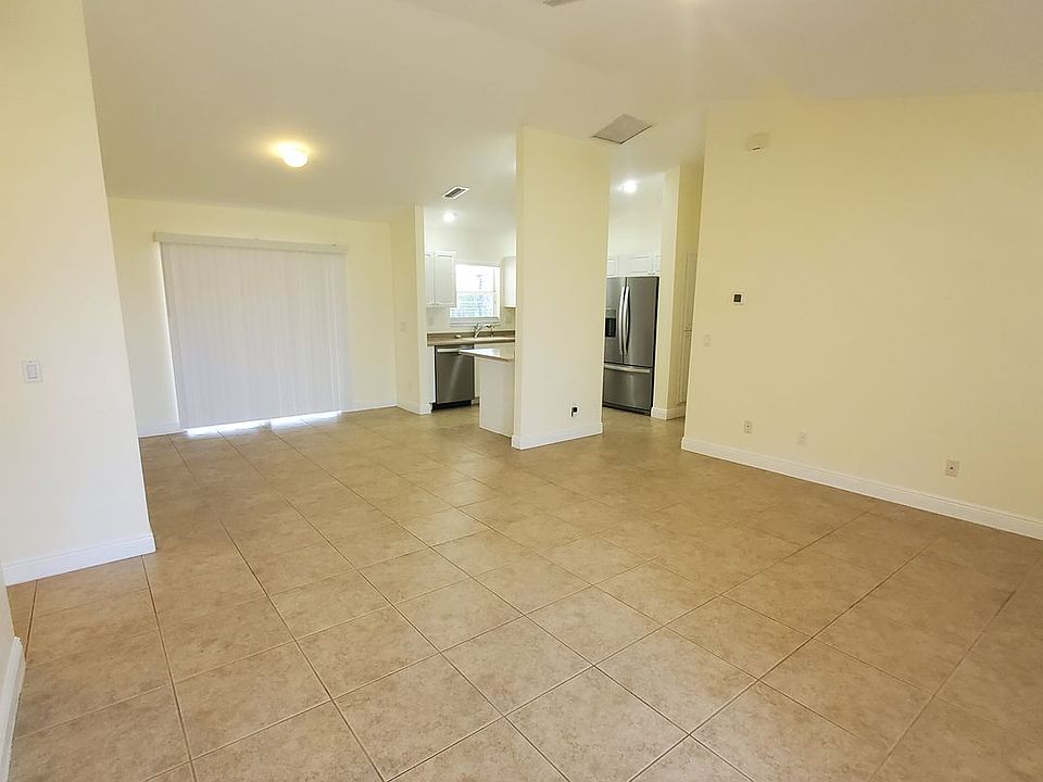 2nd image of 202 NW 10th St