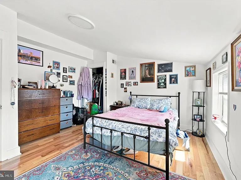 934 New Market St #3 — Photo 11