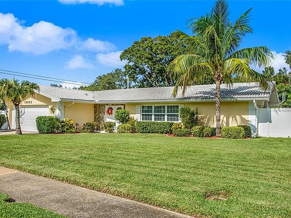 2nd image of 13693 Pinecrest Dr