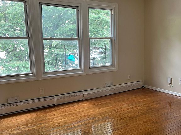 2nd image of 4723 Bronx Blvd Floor 2